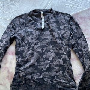 Lulu Lemon long sleeve workout top